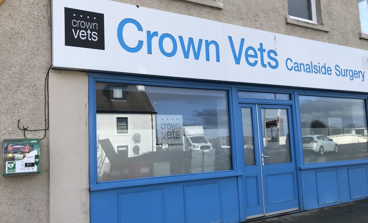 Crown Vets Canalside